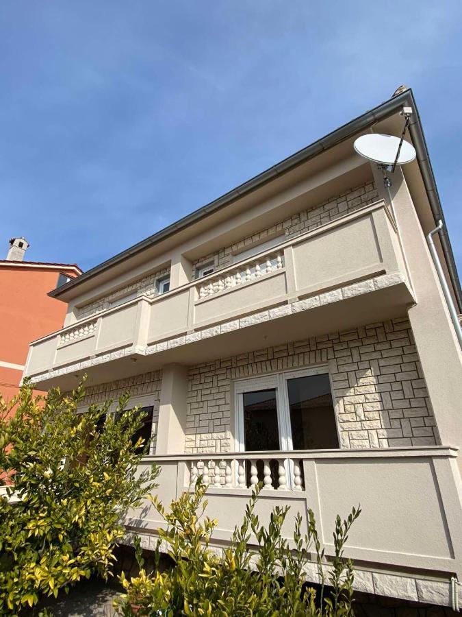 Apartman Branka Rab Town Ngoại thất bức ảnh
