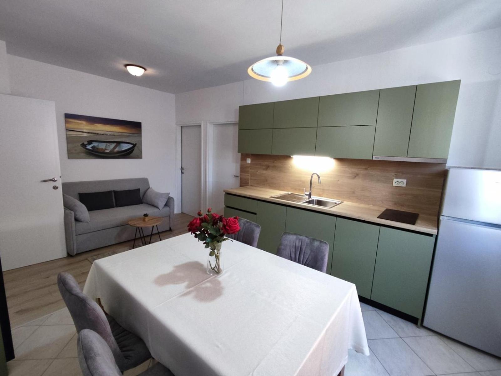 Apartman Branka Rab Town Ngoại thất bức ảnh