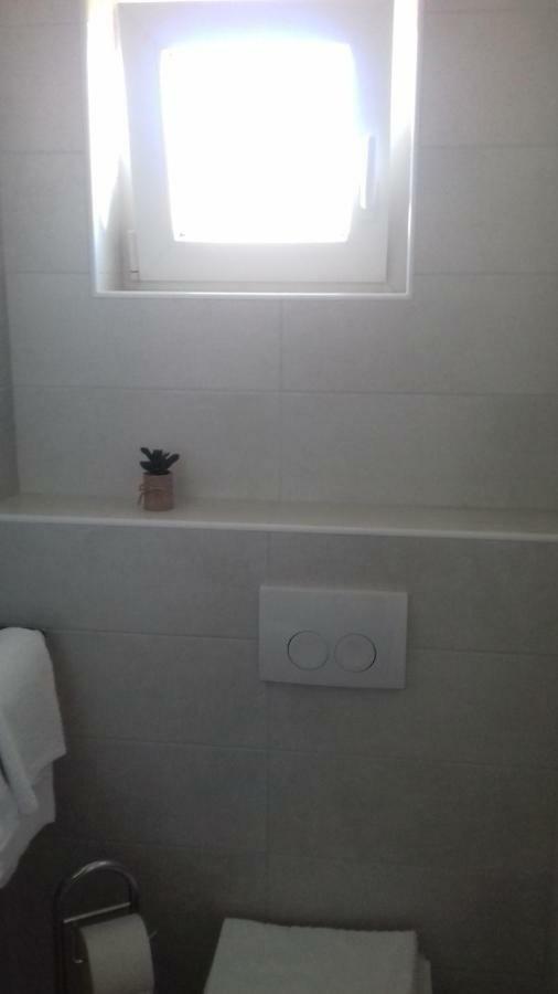 Apartman Branka Rab Town Ngoại thất bức ảnh
